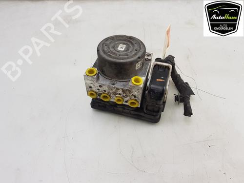 Used ABS pump PEUGEOT 208 I (CA_, CC_) 1.2 VTI 82 (82 hp) 13104760