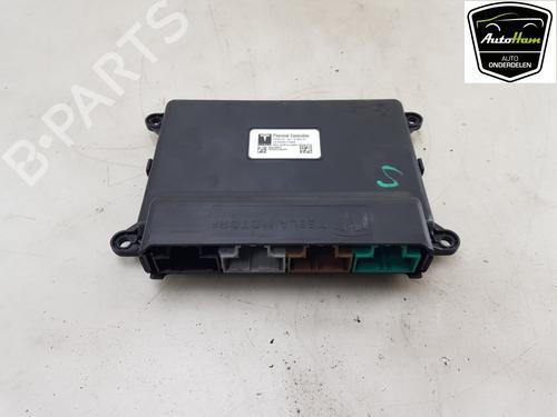 Used Control unit Control unit 17318737 17318737