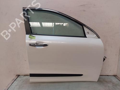 Used Right front door Right front door 37294659 37294659