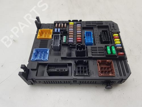 Fuse box PEUGEOT 2008 II (UD_, US_, UY_, UJ_, UR_, UC_) 1.2 PureTech 100 (USHNK) | BP29445686E1 