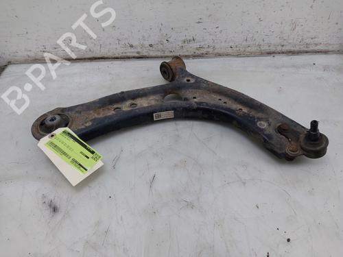 Used Right front suspension arm Right front suspension arm VW GOLF VII (5G1, BQ1, BE1, BE2) 1.0 TSI (110 hp) 33811858 33811858