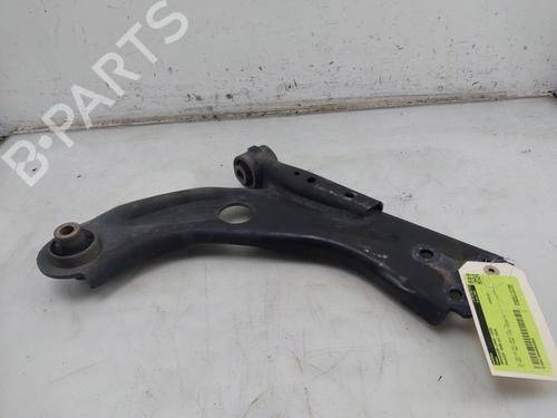Used Left front suspension arm PEUGEOT 5008 II (MC_, MJ_, MR_, M4_) 1.2 THP (MRHNYH, MRHNYW, MRHNSJ, MRHNSU, MRHNSM) (131 hp) 30466410
