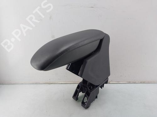 Armrest / Center console CITROËN C3 II (SC_) 1.2 VTi 82 | BP29910652I20