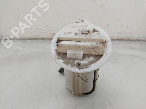 Used Fuel pump MERCEDES-BENZ C-CLASS (W204) C 180 CGI (204.049) (156 hp) 30610842