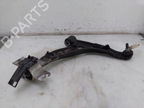 Used Right front suspension arm MERCEDES-BENZ A-CLASS (W176) A 180 (176.042) (122 hp) 30566057