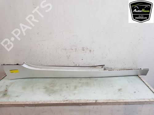 Used Right sideskirt BMW Z4 Roadster (E89) sDrive 20 i (184 hp) 17121591