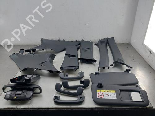 Interiør tag TOYOTA YARIS CROSS (MXP_) 1.5 Hybrid (MXPJ10) | BP31128438I12 