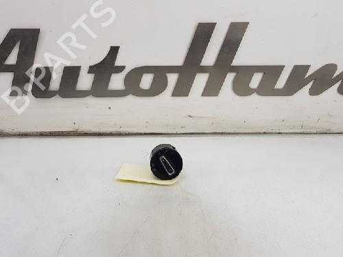 Used Headlight switch VW POLO V (6R1, 6C1) 1.2 TSI 16V (90 hp) 12017922