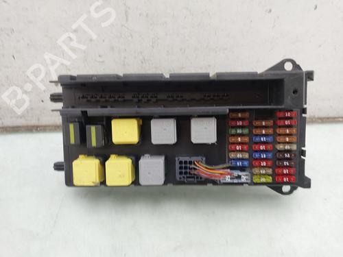 Used Fuse box Fuse box MERCEDES-BENZ SPRINTER 3,5-t Van (B906) 316 CDI (906.631, 906.633, 906.635, 906.637) (163 hp) 40127343 40127343