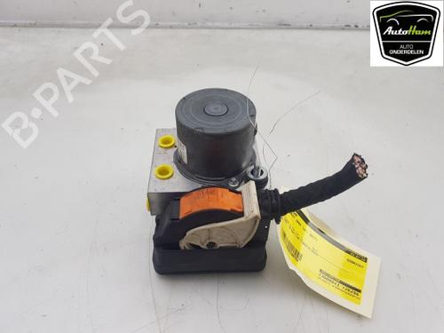 Used ABS pump ABS pump PEUGEOT 3008 II SUV (MC_, MR_, MJ_, M4_) 1.2 THP/ PureTech 130 (MRHNSM, MRHNSU, MRHNSJ, MRHNYW,... (131 hp) 18829927 18829927