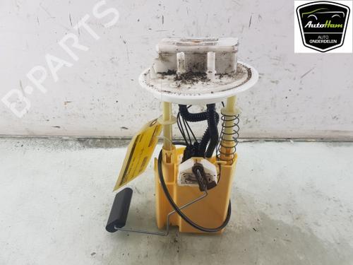 Used Fuel pump Fuel pump RENAULT EXPRESS Box Body/MPV 1.5 Blue dCi 95 (F6AB) (95 hp) 21070631 21070631