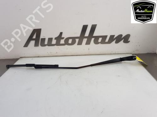Used Front windshield wiper arm OPEL GRANDLAND / GRANDLAND X (A18, P1UO) 1.2 (75) (131 hp) 13146521