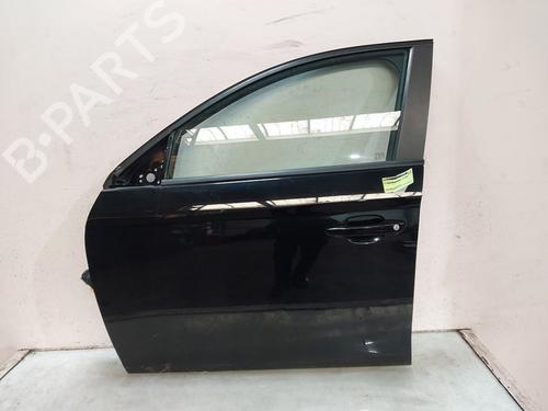 Used Left front door OPEL CORSA F (P2JO) 1.2 (68) (75 hp) 32443524