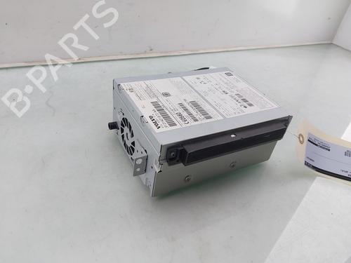 Used Radio VOLVO V60 I (155) D4 (181 hp) 25377292