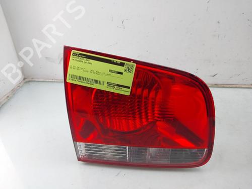 left-taillight-vw-touareg-7la-7l6-7l7-2002-2003-2004-2005-2006-2007-2008-2009-2010-2011-2012-2013-32263134 main image