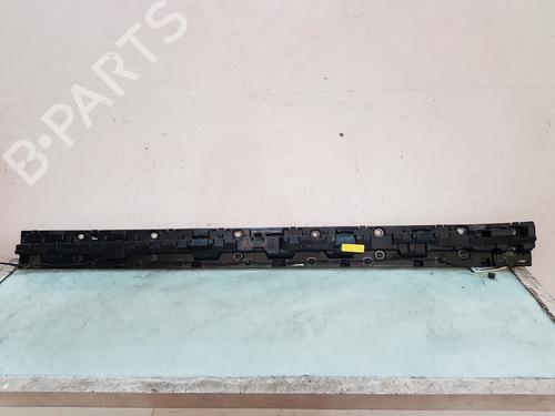 Venstre sidekjole BMW X5 (G05, F95) xDrive 50 e Plug-in-Hybrid (489 hp) 31923285