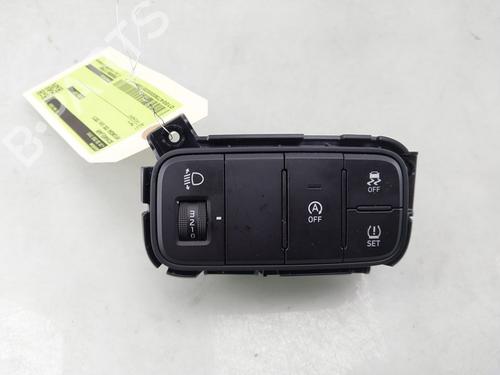 switch-hyundai-i20-iii-bc3-bi3-2020-32415709 main image