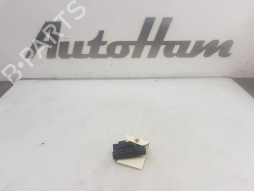switch-vw-t-roc-convertible-ac7-ac8-15-tsi-2ga927137d-2ga927137dwhs-2019-12035267 main image