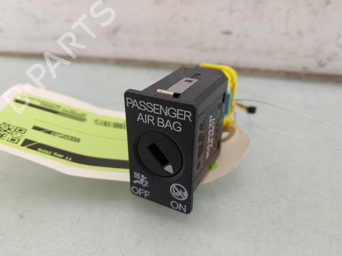 Switch AUDI A3 Limousine (8VS, 8VM) 1.6 TDI | BP38435182I30 - Image 2