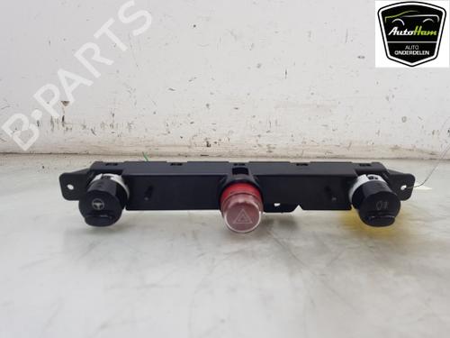 Used Warning switch Warning switch FIAT 500 (312_) 1.2 (312AXA1A) (69 hp) 17825865 17825865
