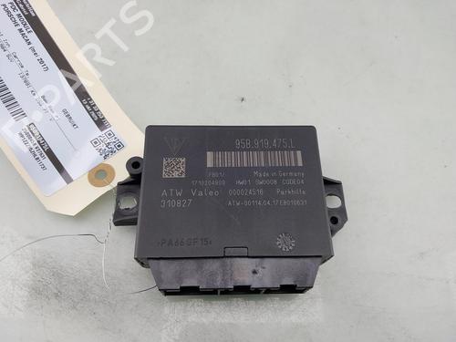 Used Electronic module PORSCHE MACAN (95B) 2.0 (252 hp) 29823559