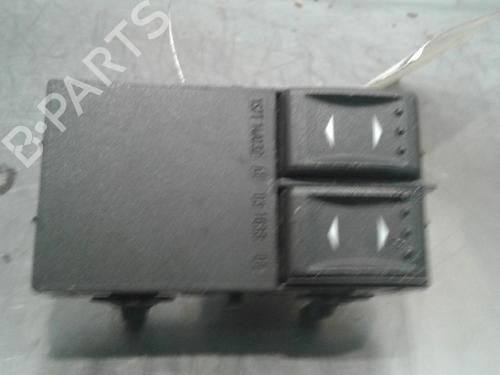Used Switch FORD MONDEO III Turnier (BWY) 1.8 16V (110 hp) 12012786