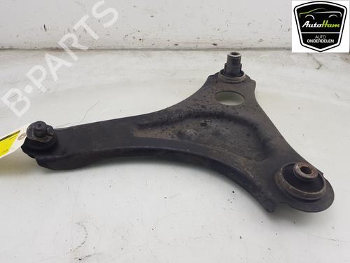 Venstre fortil bærearm RENAULT TWINGO III (BCM_, BCA_) 1.0 SCe 70 (71 hp) 16589731