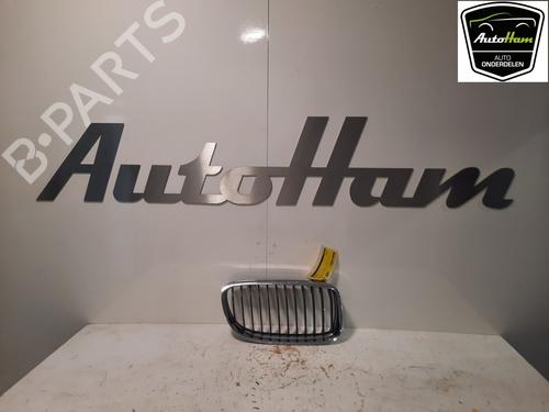 Used Grille BMW 3 Touring (E91) 320 i (170 hp) 12040405