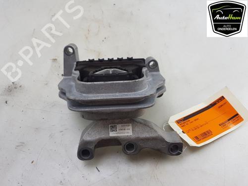 Used Engine mount AUDI A1 Sportback (8XA, 8XF) 1.0 TFSI (95 hp) 13412987