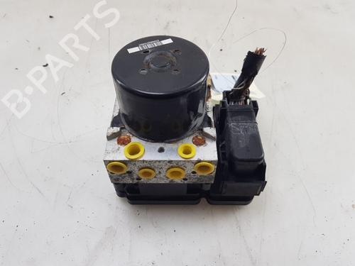 Used ABS pump FORD KUGA II (DM2) 1.6 EcoBoost (150 hp) 23981825