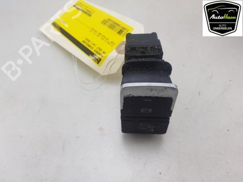 Used Switch Switch VW GOLF VII Variant (BA5, BV5) 1.2 TSI (110 hp) 15186857 15186857