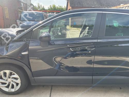 Used Left front door OPEL CROSSLAND X / CROSSLAND (P17, P2QO) 1.2 (83 hp) 20208361