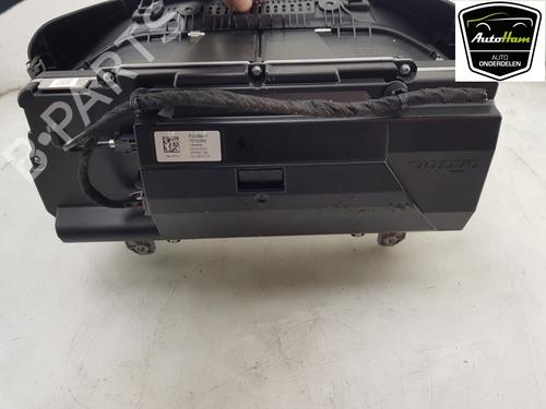 Instrument cluster VOLVO XC40 (536) T4 Plug-in Hybrid | BP17742683C47 