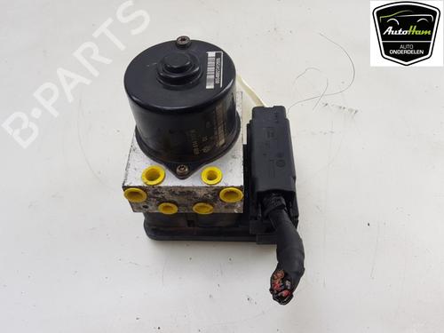 Used ABS pump VW POLO (9N_, 9A_) 1.4 16V (75 hp) 13657580
