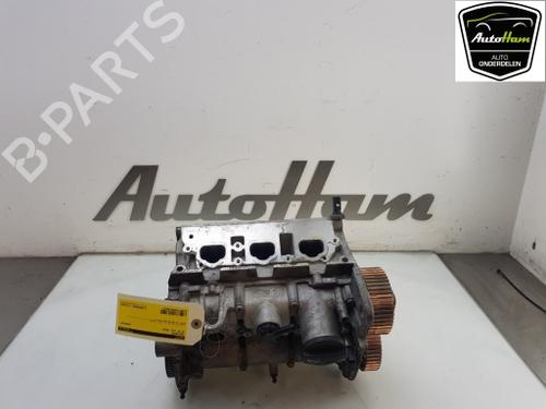 Used Cylinder head Cylinder head VW UP! (121, 122, BL1, BL2, BL3, 123) 1.0 (60 hp) 12038163 12038163