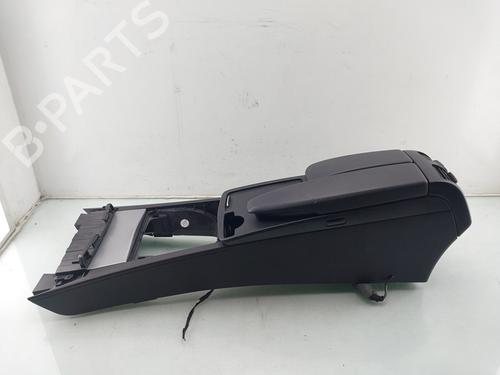 Used Middle console MERCEDES-BENZ C-CLASS (W204) C 180 CGI (204.049) (156 hp) 30466321