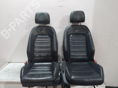 seats-set-vw-passat-b8-variant-3g5-cb5-2014-32359308 main image