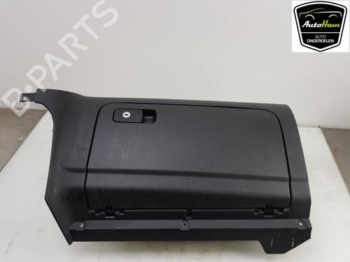 Used Glove box VW GOLF VI (5K1) 1.4 TSI (122 hp) 12044350