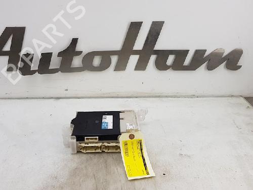 Used Control unit Control unit TOYOTA YARIS (_P13_) 1.5 Hybrid (NHP130_, NHP130) (101 hp) 12009567 12009567