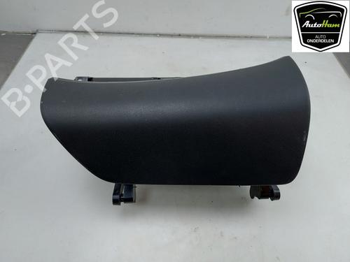 Used Glove box NISSAN NOTE (E12) 1.2 (80 hp) 22422173