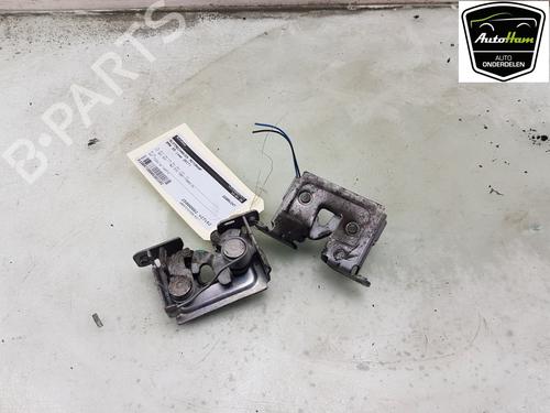 hjelmlås BMW X5 (F15, F85) xDrive 40e (313 hp) 30102657