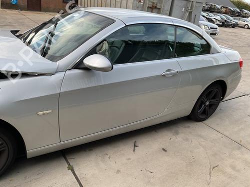 Used Left front door BMW 3 Convertible (E93) 320 i (170 hp) 29352488
