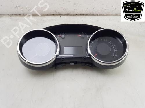 Used Instrument cluster PEUGEOT 5008 (0U_, 0E_) 1.6 16V (120 hp) 22174760