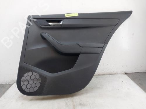 Høyre bakpanel SKODA FABIA III Estate (NJ5) 1.2 TSI (90 hp) 31333151