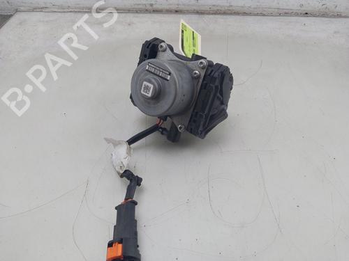 Used Vacuum pump PEUGEOT 208 II (UB_, UP_, UW_, UJ_) e-208 (136 hp) 30351818
