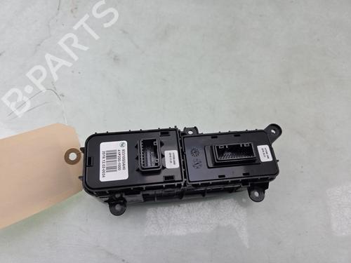 Switch KIA NIRO I (DE) 1.6 GDI Hybrid | BP31922742I30