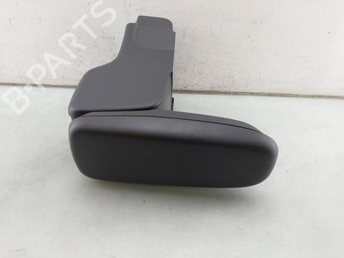 Used Armrest / Center console Armrest / Center console 39209819 39209819