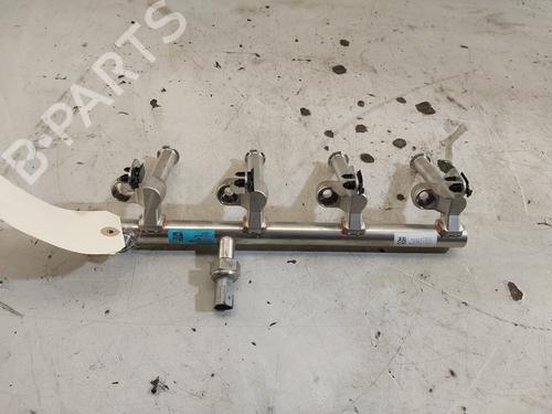 Used Injection rail Injection rail 39467391 39467391