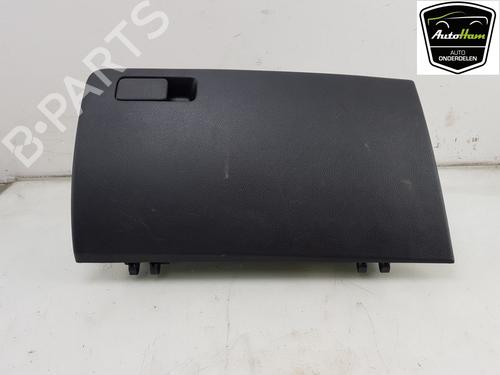 Used Glove box Glove box 13106150 13106150