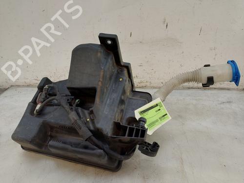 Used Windscreen washer tank Windscreen washer tank SKODA FABIA III Estate (NJ5) 1.0 TSI (110 hp) 33812019 33812019